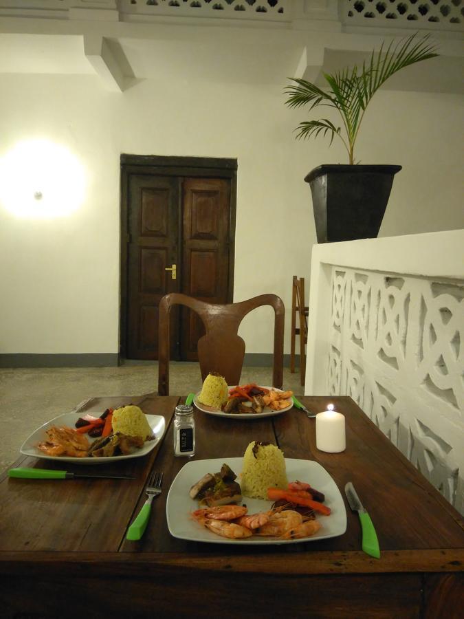 Zlife Stone Town Hostel Zanzibar Exterior foto