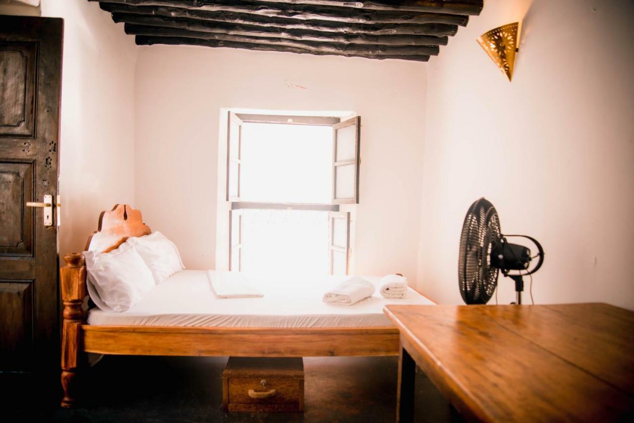 Zlife Stone Town Hostel Zanzibar Exterior foto