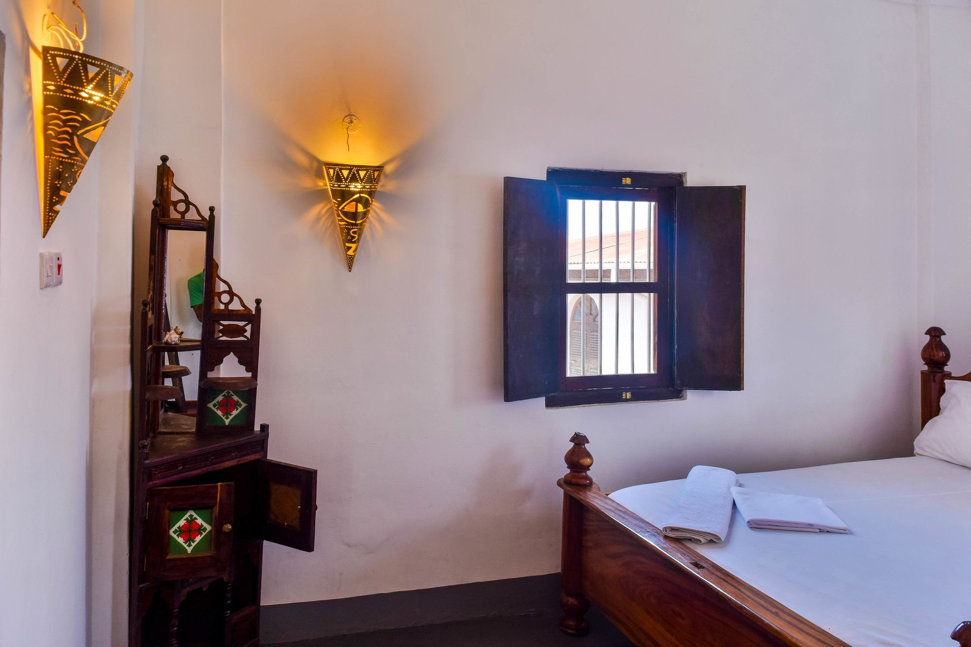 Zlife Stone Town Hostel Zanzibar Exterior foto