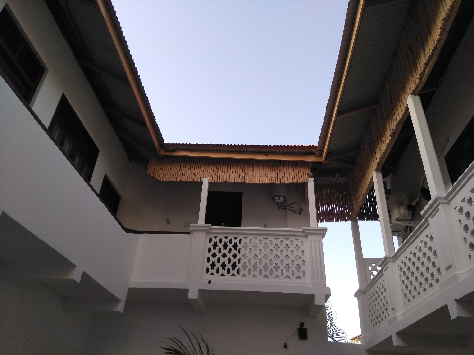Zlife Stone Town Hostel Zanzibar Exterior foto